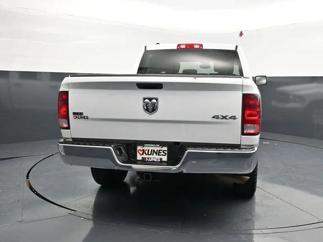 SEMINUEVOS RAM 1500 Classic a Estados en autogozo