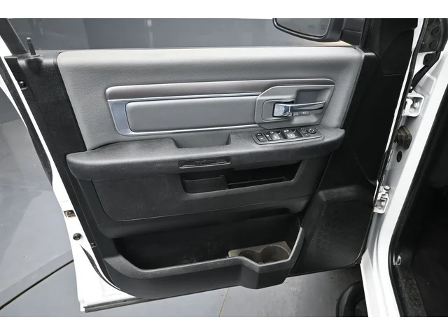 SEMINUEVOS RAM 1500 Classic a Estados en autogozo