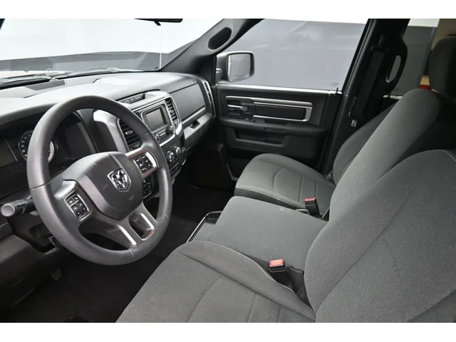 SEMINUEVOS RAM 1500 Classic a Estados en autogozo
