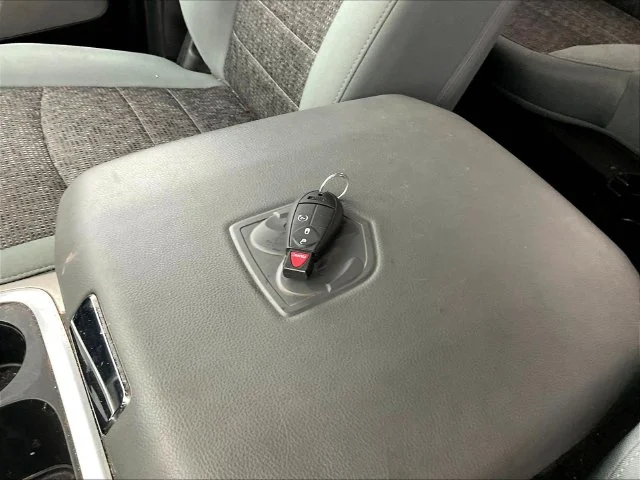 SEMINUEVOS RAM 1500 a Estados en autogozo