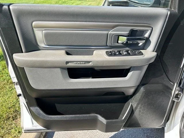 SEMINUEVOS RAM 1500 Classic a Estados en autogozo
