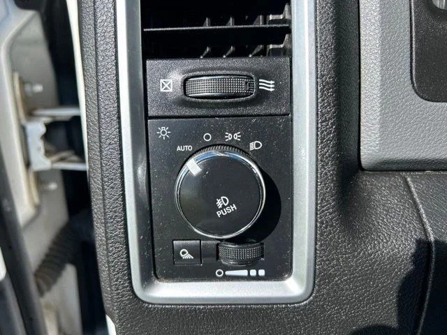 SEMINUEVOS RAM 1500 Classic a Estados en autogozo