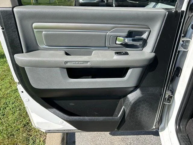SEMINUEVOS RAM 1500 Classic a Estados en autogozo