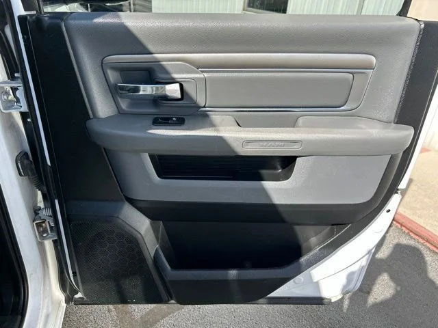 SEMINUEVOS RAM 1500 Classic a Estados en autogozo