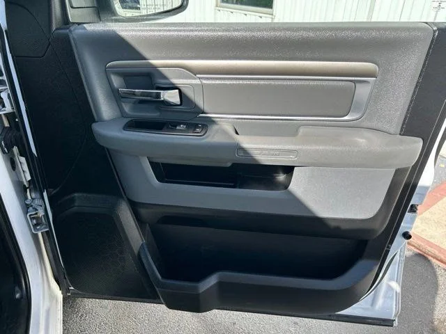 SEMINUEVOS RAM 1500 Classic a Estados en autogozo
