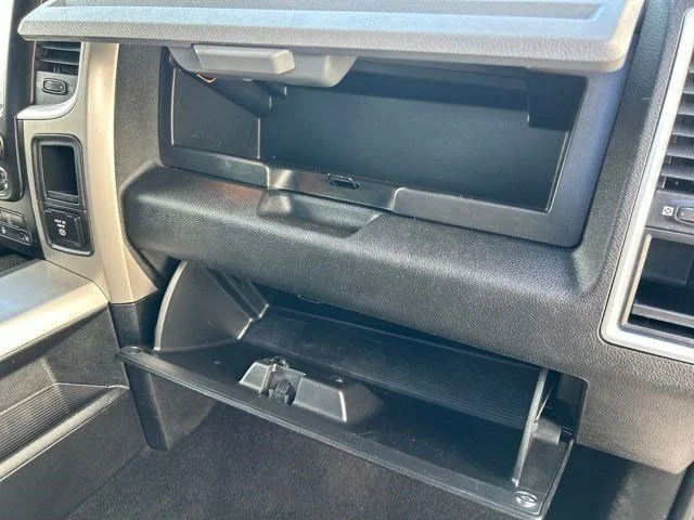 SEMINUEVOS RAM 1500 Classic a Estados en autogozo