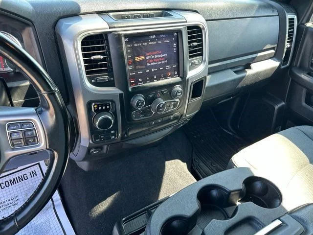 SEMINUEVOS RAM 1500 Classic a Estados en autogozo