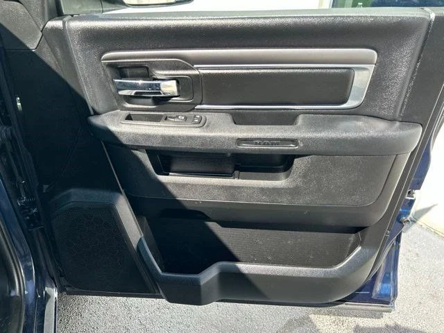 SEMINUEVOS RAM 1500 Classic a Estados en autogozo