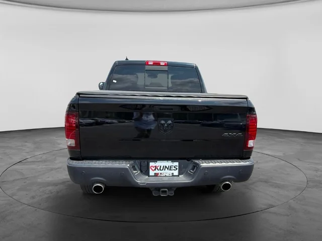 SEMINUEVOS RAM 1500 Classic a Estados en autogozo