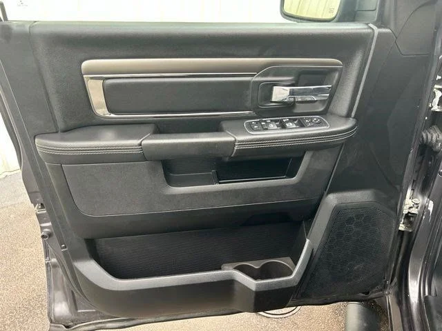 SEMINUEVOS RAM 1500 a Estados en autogozo