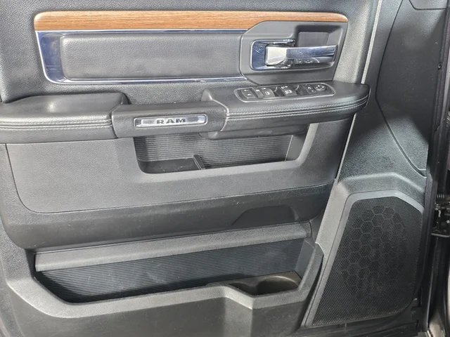 SEMINUEVOS RAM 1500 at Brainerd  in Dondelinger Chevrolet