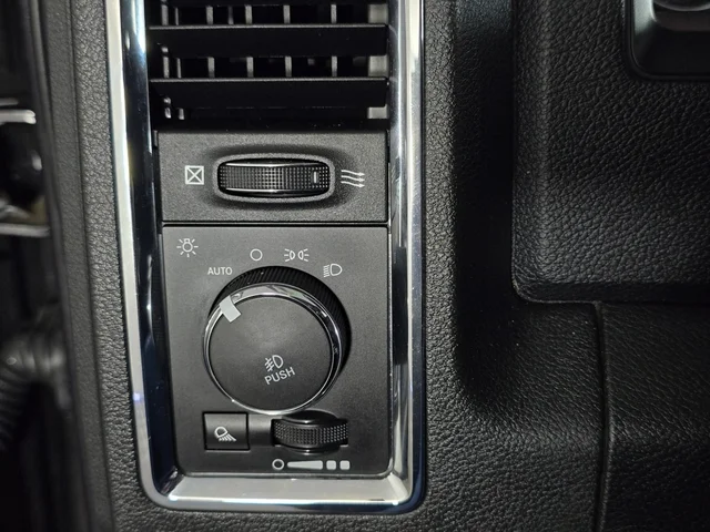 SEMINUEVOS RAM 1500 at Brainerd  in Dondelinger Chevrolet