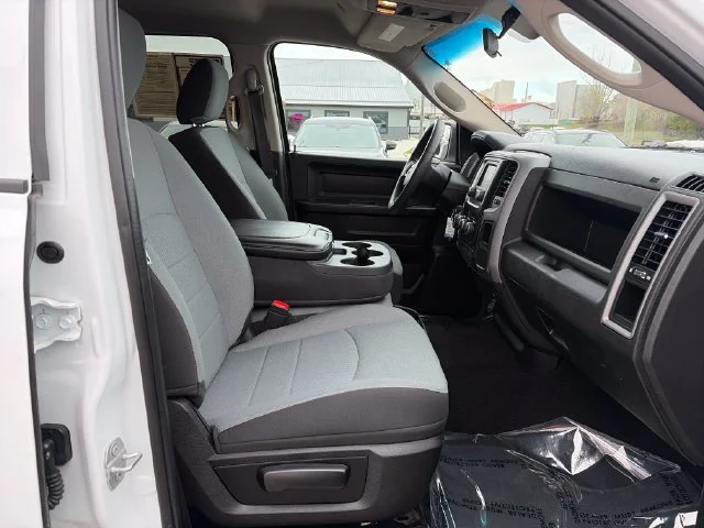 SEMINUEVOS RAM 1500 Classic a Estados en autogozo