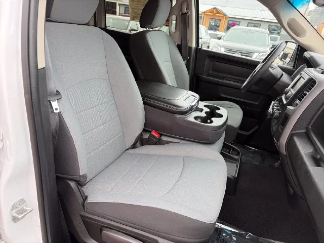 SEMINUEVOS RAM 1500 Classic a Estados en autogozo