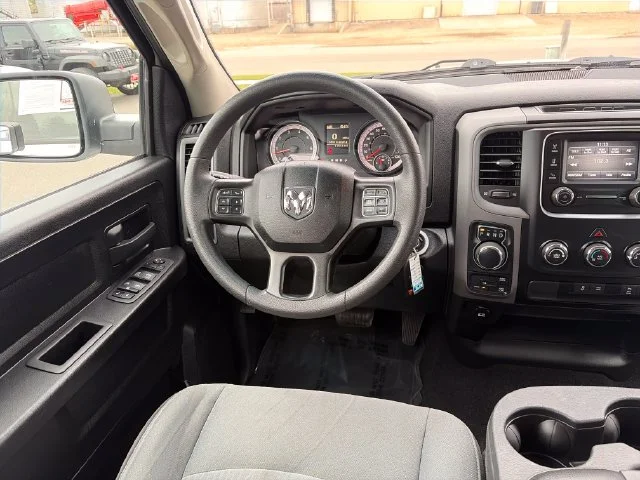 SEMINUEVOS RAM 1500 Classic a Estados en autogozo