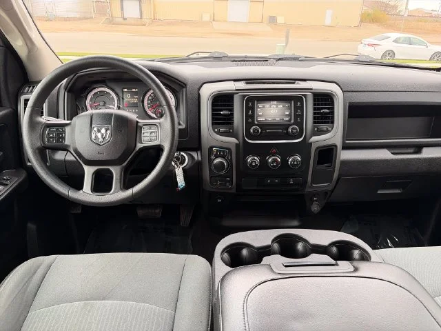 SEMINUEVOS RAM 1500 Classic a Estados en autogozo