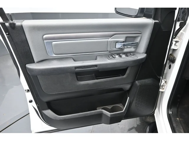 SEMINUEVOS RAM 1500 Classic a Estados en autogozo
