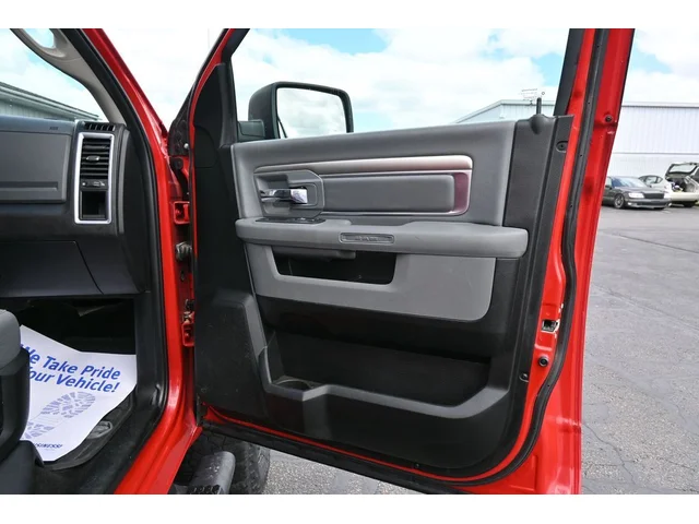 SEMINUEVOS RAM 1500 a Estados en autogozo