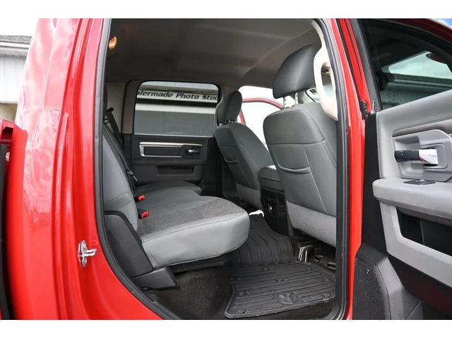 SEMINUEVOS RAM 1500 a Estados en autogozo