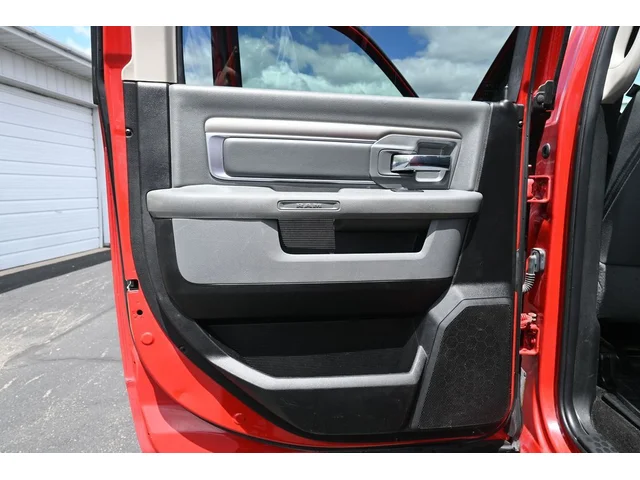SEMINUEVOS RAM 1500 a Estados en autogozo
