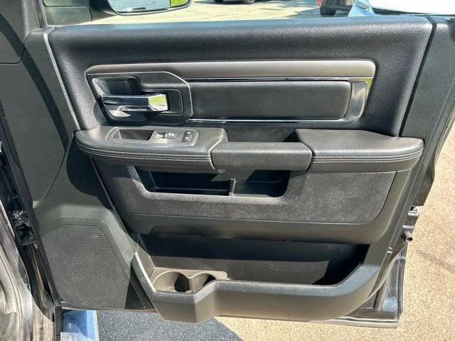 SEMINUEVOS RAM 1500 a Estados en autogozo