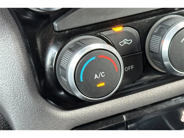 SEMINUEVOS RAM 1500 at ELK GROVE in Elk Grove Buick GMC