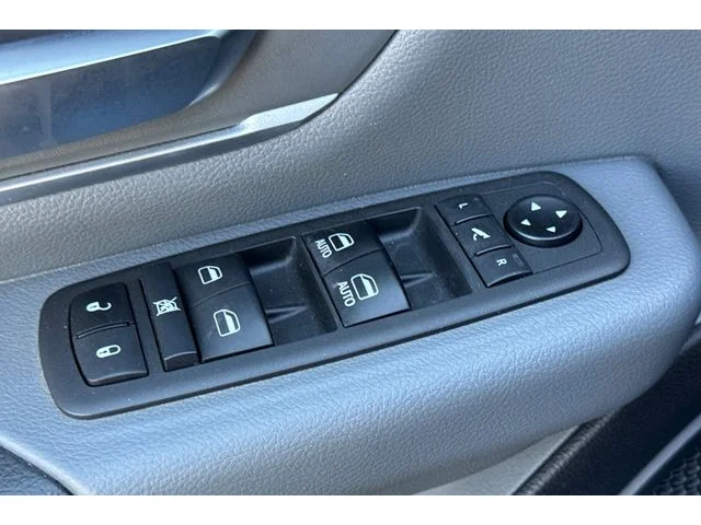 SEMINUEVOS RAM 1500 at ELK GROVE in Elk Grove Buick GMC