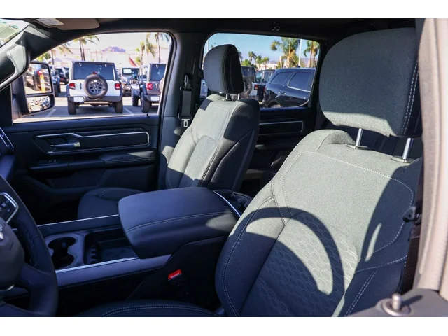 Nuevos RAM 1500 à Estados chez autogozo