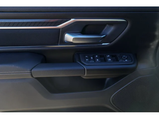 Nuevos RAM 1500 à Estados chez autogozo