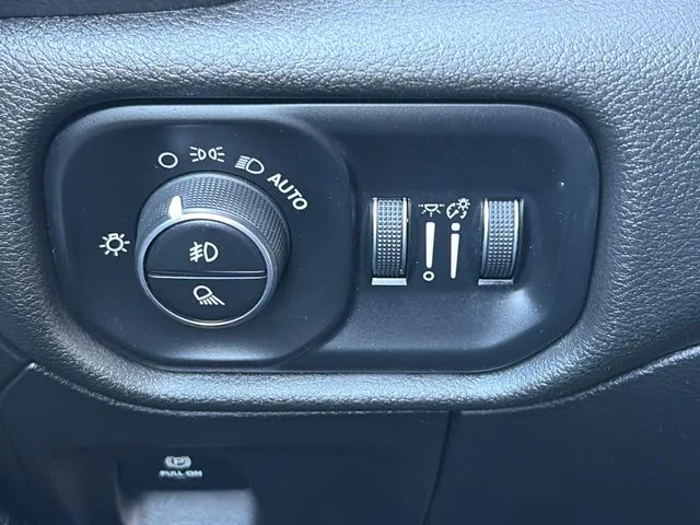 SEMINUEVOS RAM 1500 a Estados en autogozo