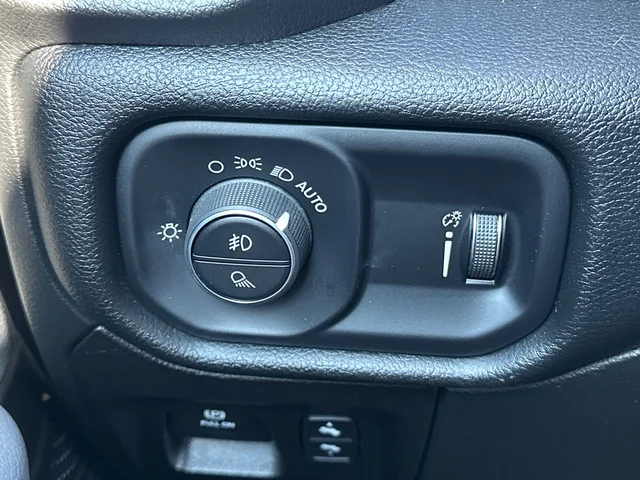 SEMINUEVOS RAM 1500 a Estados en autogozo