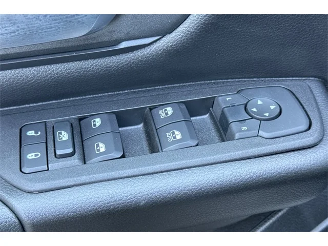 SEMINUEVOS RAM 1500 at ELK GROVE in Elk Grove Buick GMC