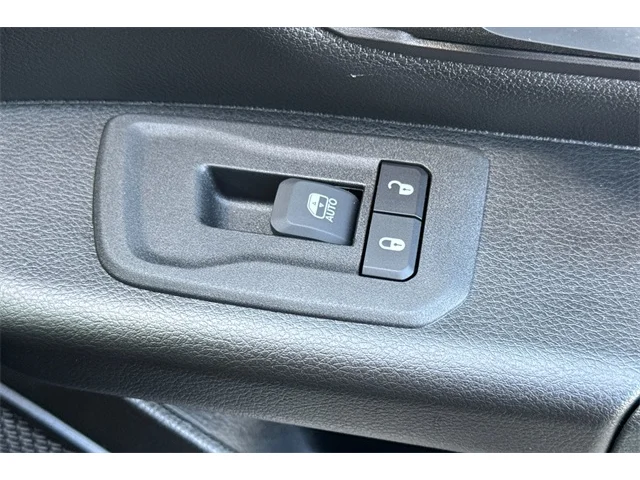 SEMINUEVOS RAM 1500 at ELK GROVE in Elk Grove Buick GMC