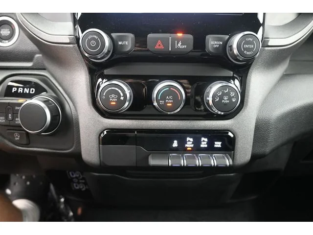 Nuevos RAM 1500 à Estados chez autogozo