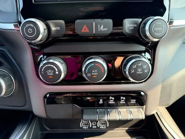 Nuevos RAM 1500 à Estados chez autogozo