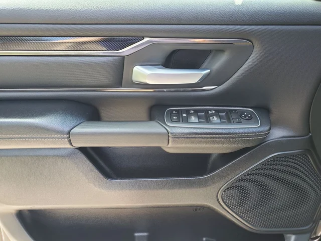 SEMINUEVOS RAM 1500 a Estados en autogozo
