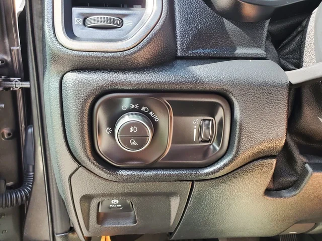SEMINUEVOS RAM 1500 a Estados en autogozo