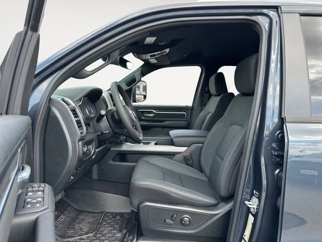 Nuevos RAM 1500 à Estados chez autogozo