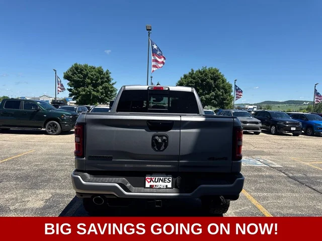 Nuevos RAM 1500 à Estados chez autogozo