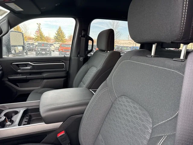 Nuevos RAM 1500 à Estados chez autogozo