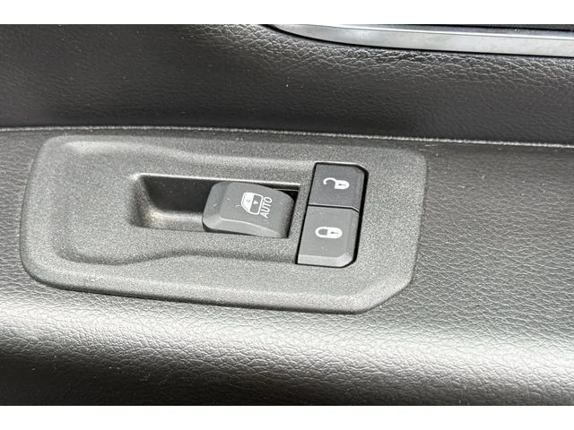 SEMINUEVOS RAM 1500 at ELK GROVE in Elk Grove Buick GMC
