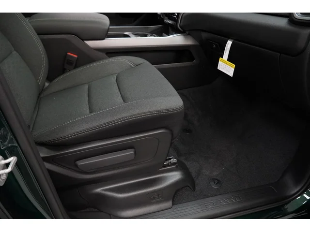 Nuevos RAM 1500 à Estados chez autogozo