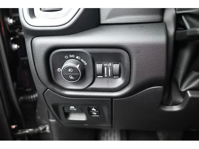 Nuevos RAM 1500 à Estados chez autogozo