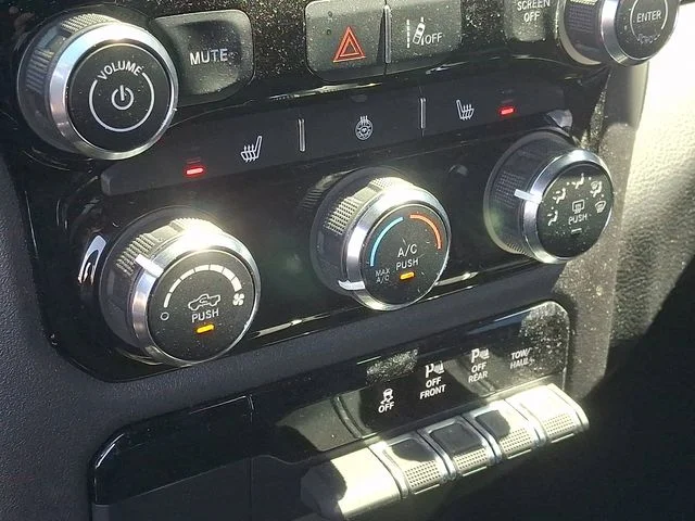 SEMINUEVOS RAM 1500 a Estados en autogozo