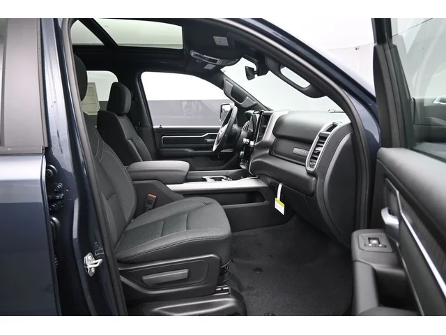 Nuevos RAM 1500 à Estados chez autogozo