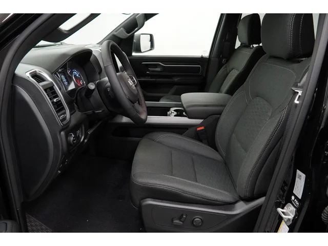 Nuevos RAM 1500 à Estados chez autogozo