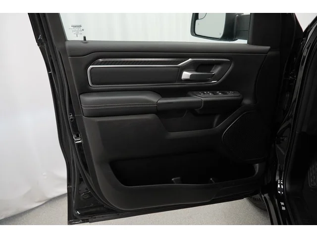 Nuevos RAM 1500 à Estados chez autogozo