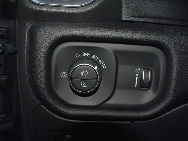 Nuevos RAM 1500 à Estados chez autogozo