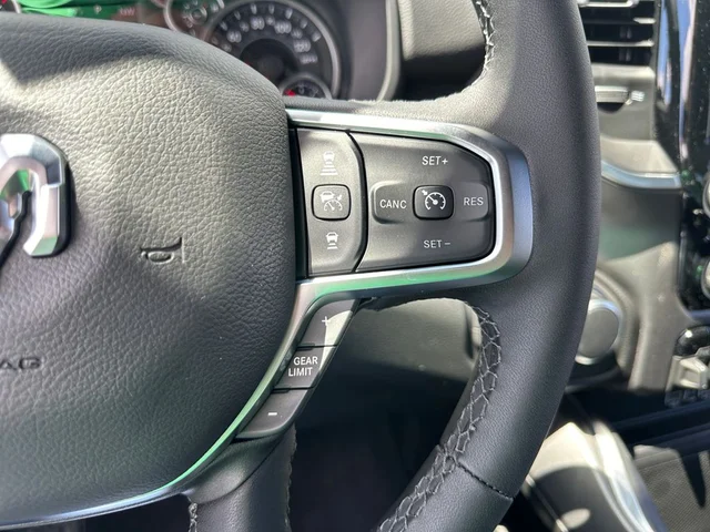 Nuevos RAM 1500 à Estados chez autogozo
