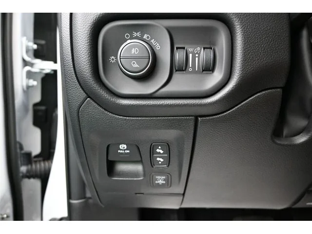 Nuevos RAM 1500 à Estados chez autogozo